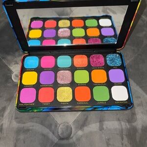 Eyeshadow palette